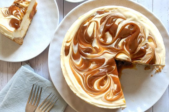 Salted caramel cheesecake